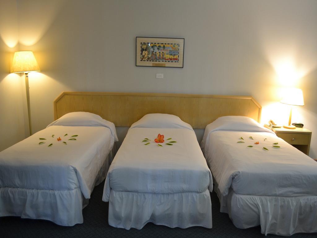 West Plaza Desekel Hotel Koror village Exterior foto