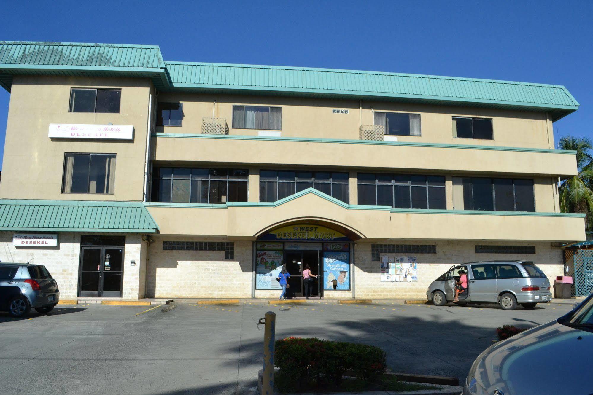 West Plaza Desekel Hotel Koror village Exterior foto