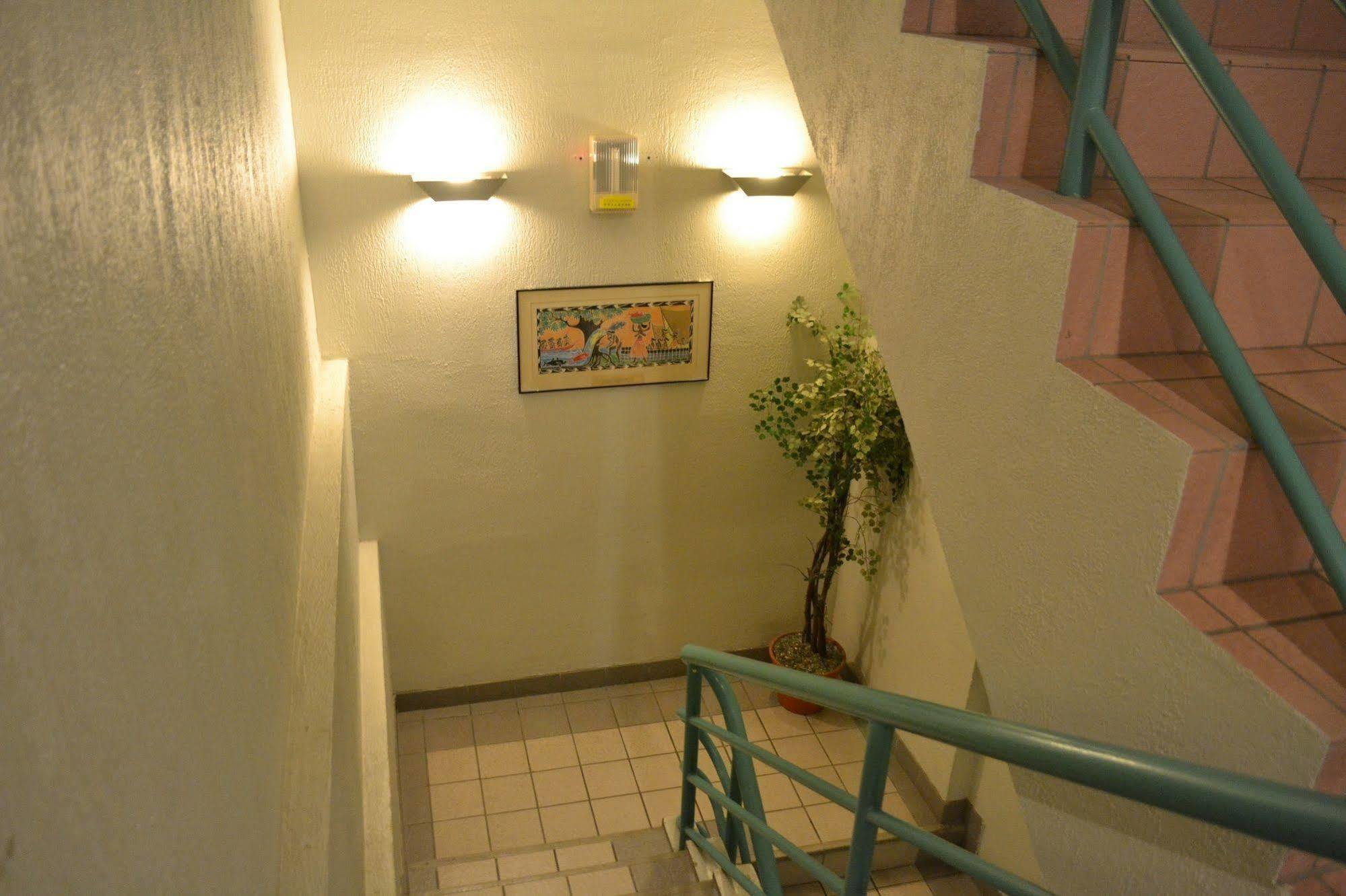 West Plaza Desekel Hotel Koror village Exterior foto